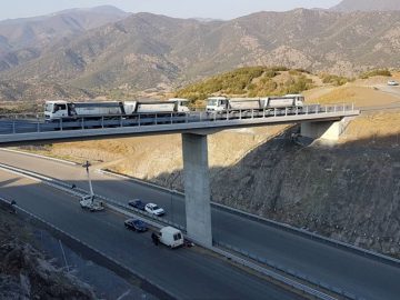 Тестирање на натпатник ОП 1 на делница Демир Капија - Смоквица со пробно товарење (Автопат А1)