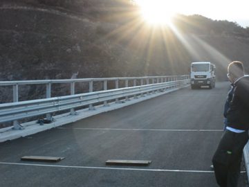 Testing of OP1 overpass along Demir Kapija – Smokvica section by trial loading (A1 highway) – instrumentation