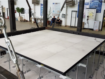 Seismic qualification of raised floors Lindner type Nortec by seismic shaking table testing (2018).